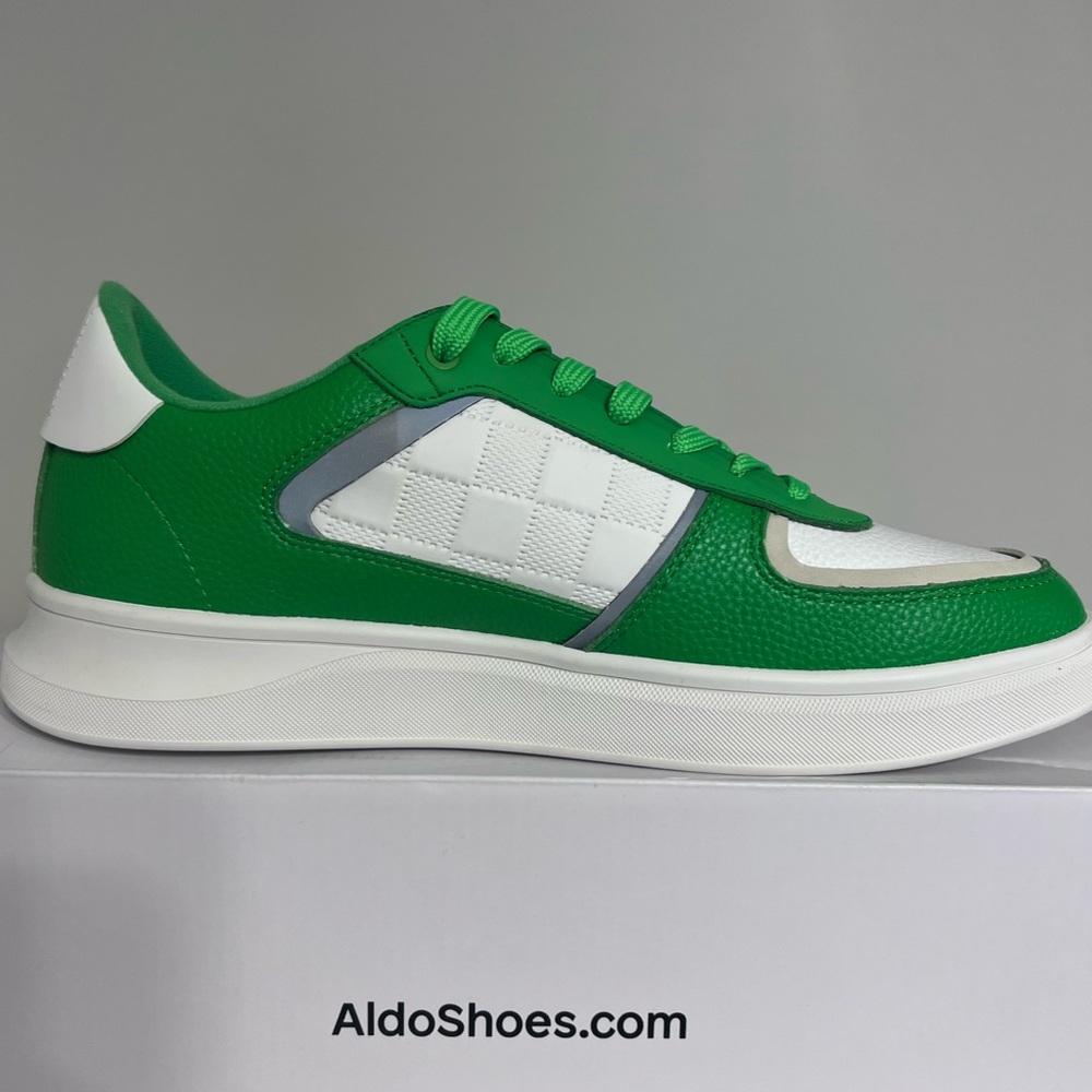New men’s Aldo shoes size 11